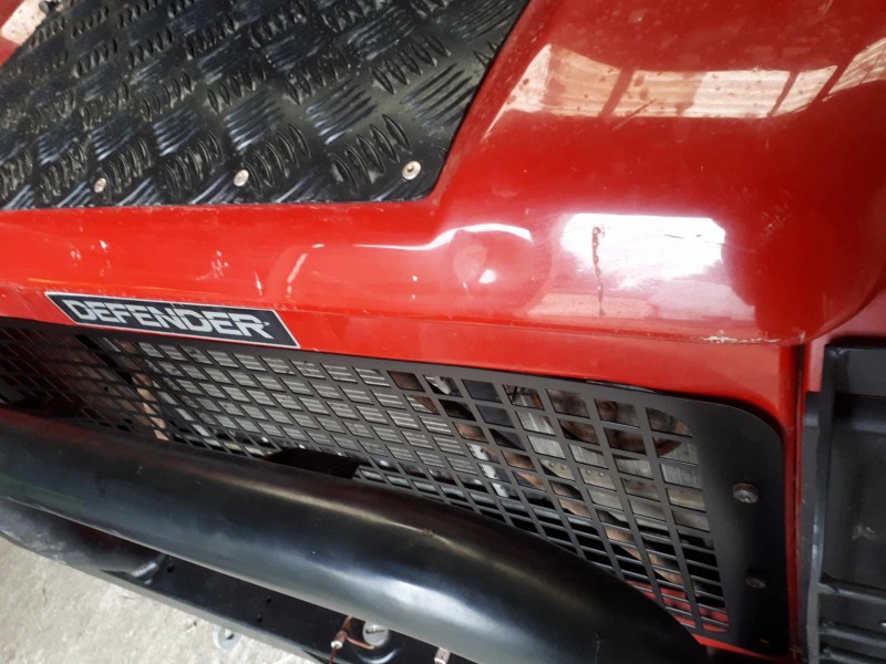 Land Rover Defender 90/110 front grill stainl