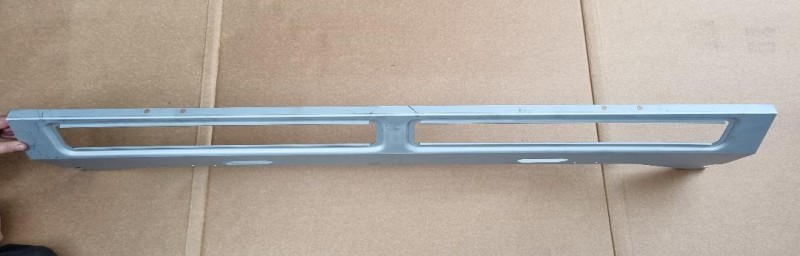 Land Rover Defender Bulkhead Top Outer